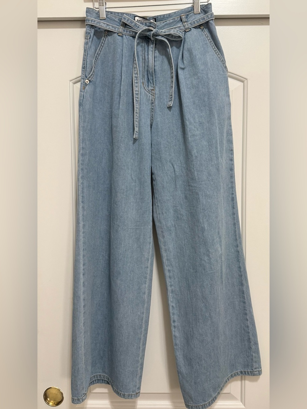 BERENICE FRANCE Light Wash Pleated Loose Fit Wide Jeans